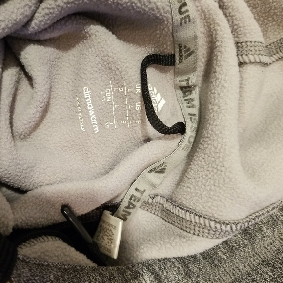 Adidas Large Sweatshirt - Picture 4 of 11